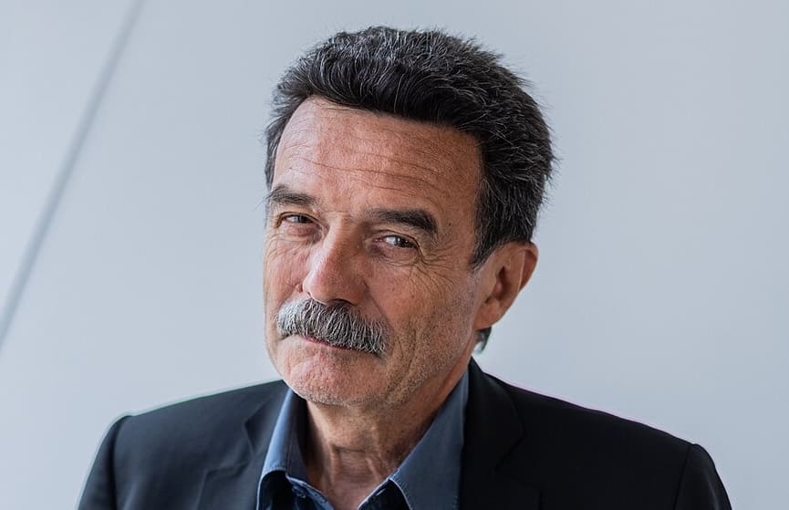 You are currently viewing LFI VS Médias : Après Le Monde, La France Insoumise s’embrouille avec Libération et Médiapart