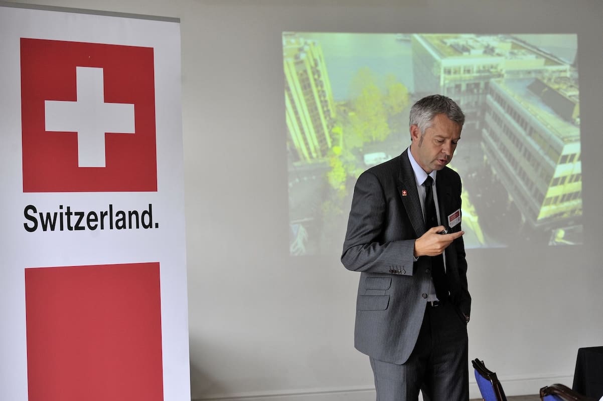 You are currently viewing La Suisse offrira « l&rsquo;immunité »à Vladimir Poutine s&rsquo;il vient pour une conférence de paix » selon Nicolas Bideau