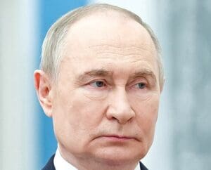 Lire la suite à propos de l’article Ukraine : Poutine propose Moscou pour sa rencontre avec Zelensky, qui refuse immédiatement