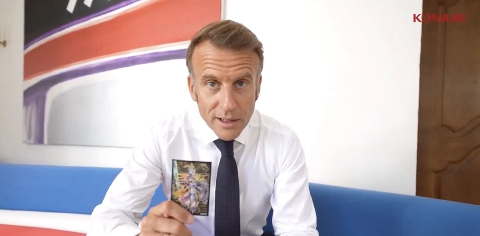 You are currently viewing WCS2025 : la vidéo promo de Macron pour Konami en pleine crise budgétaire choque les Internautes