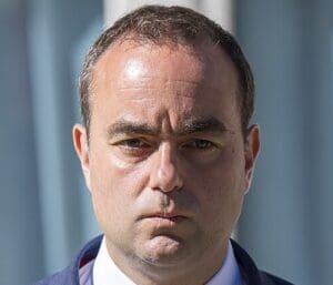 Lire la suite à propos de l’article Budget 2026 : Sébastien Lecornu renonce à la suppression de deux jours fériés