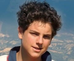 You are currently viewing Carlo Acutis : le « geek de Dieu » canonisé, parcours d’un millénial entre foi, code et collège jésuite