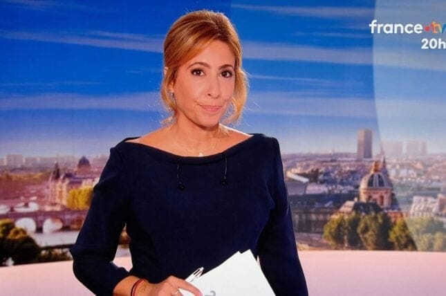 You are currently viewing Léa Salamé au 20H de France 2 : son message aux téléspectateurs pour son premier journal