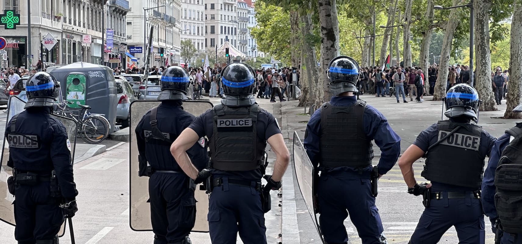 You are currently viewing Mobilisation du 10 septembre : Une manifestation violente éclate dans les rues de Lyon