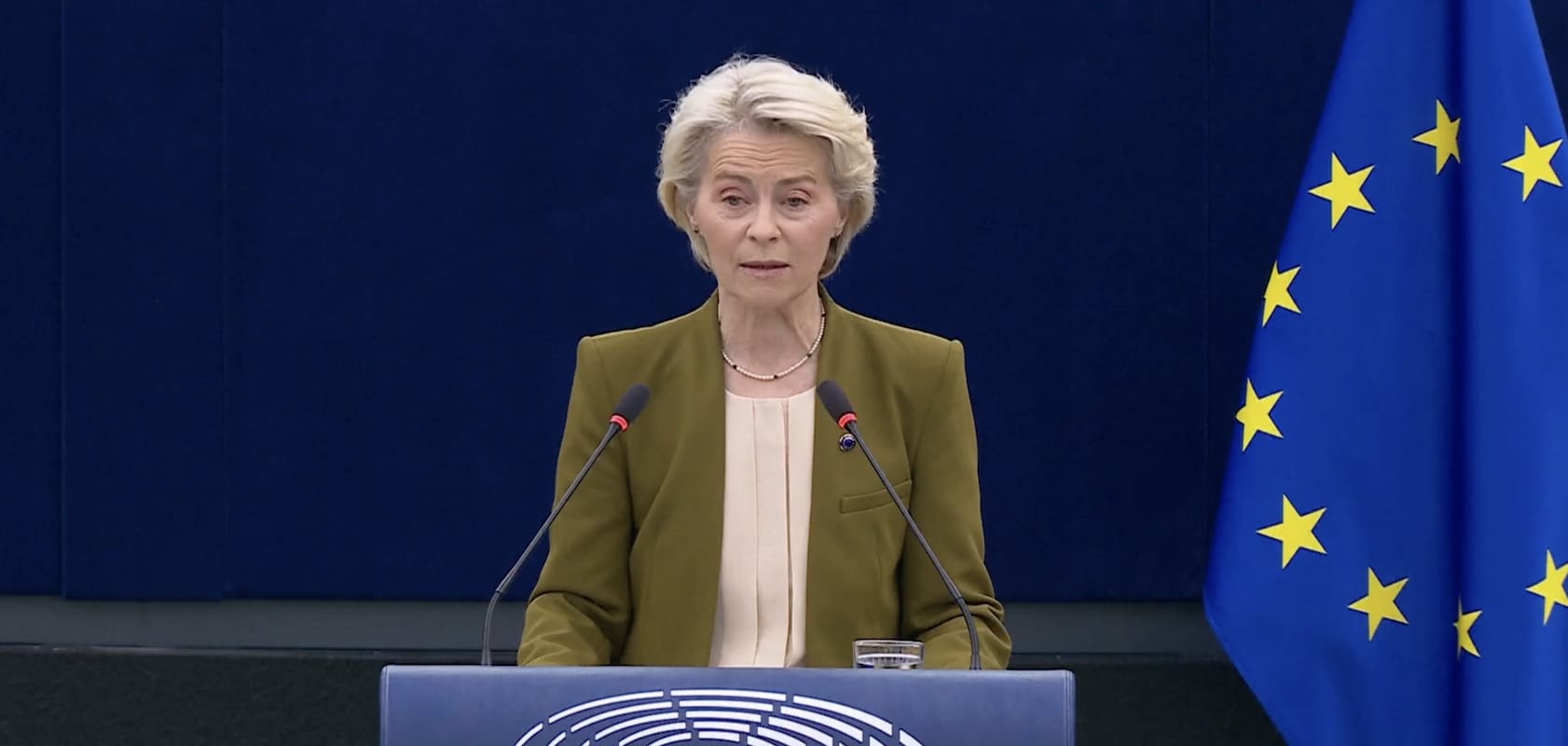 You are currently viewing Parlement européen : Ursula von Der Leyen annonce l&rsquo;avènement d&rsquo;une « Nouvelle Europe » capable « de diriger le monde »
