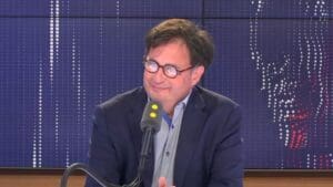 Lire la suite à propos de l’article Radio France VS groupe Bolloré : Vincent Meslet dénonce des « médias militants » après l’affaire Legrand-Cohen