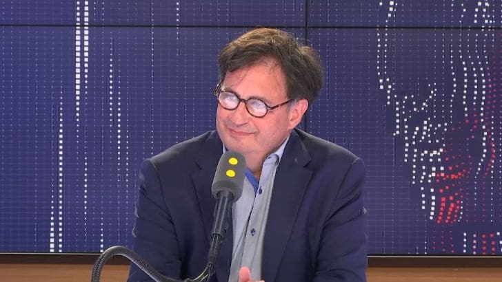 You are currently viewing Radio France VS groupe Bolloré : Vincent Meslet dénonce des « médias militants » après l’affaire Legrand-Cohen