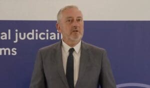 Lire la suite à propos de l’article Reims : sept policiers en civil violemment agressés, deux suspects mis en examen