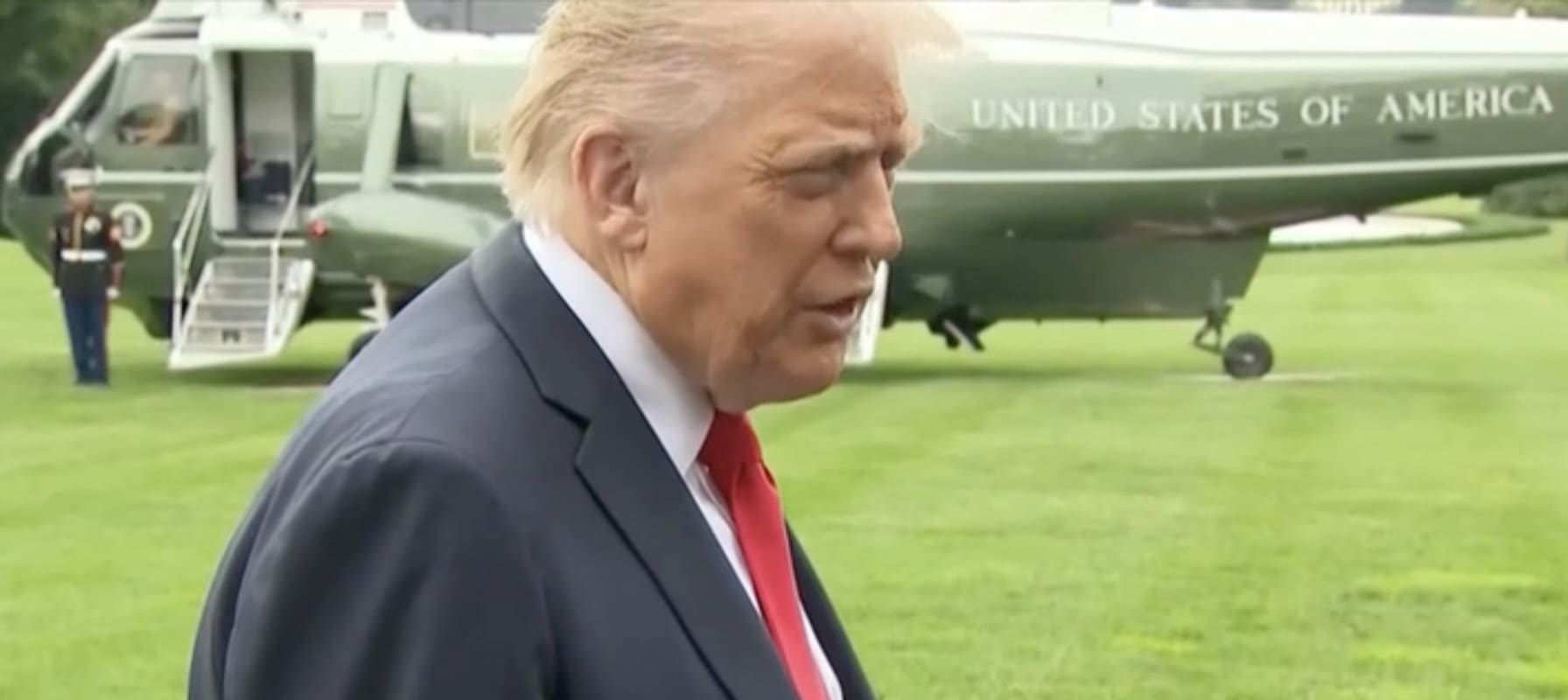 You are currently viewing Trump sur l’Ukraine : « Zelensky doit trouver un accord et l&rsquo;Europe doit arrêter d&rsquo;acheter du pétrole à la Russie »