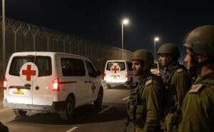 Lire la suite à propos de l’article Accord Israël-Hamas : la libération des otages débutera lundi matin avant le sommet de la paix en Égypte