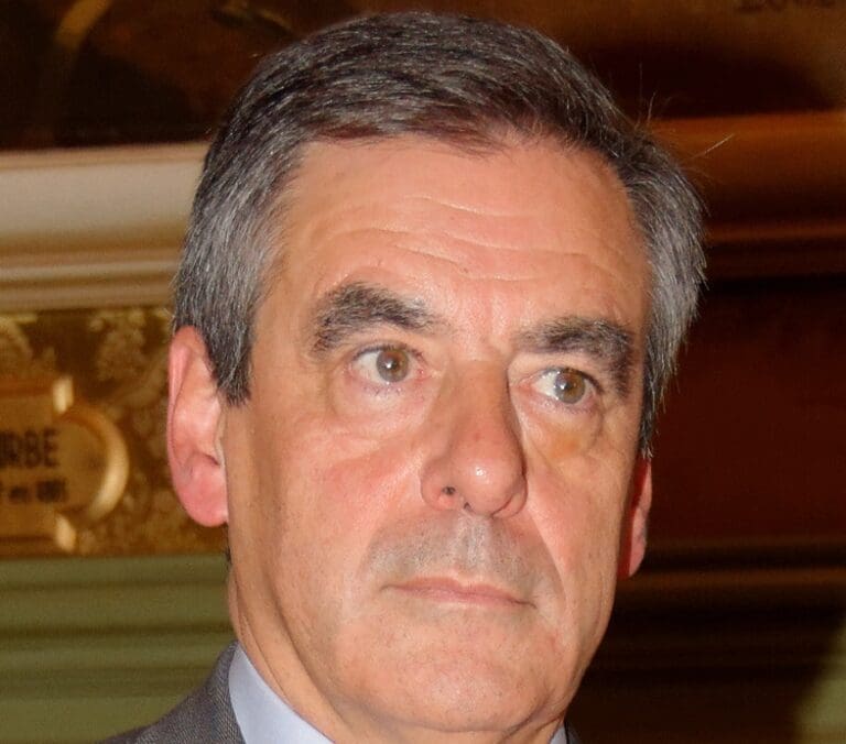 Lire la suite à propos de l’article Affaire Fillon : la CEDH rejette le recours de l’ancien Premier ministre pour “défaut manifeste de fondement”