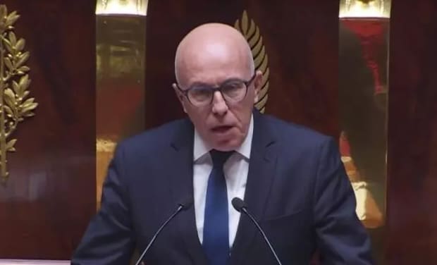 You are currently viewing Assemblée nationale : Ciotti dénonce une alliance entre Lecornu, Hollande et le Parti socialiste