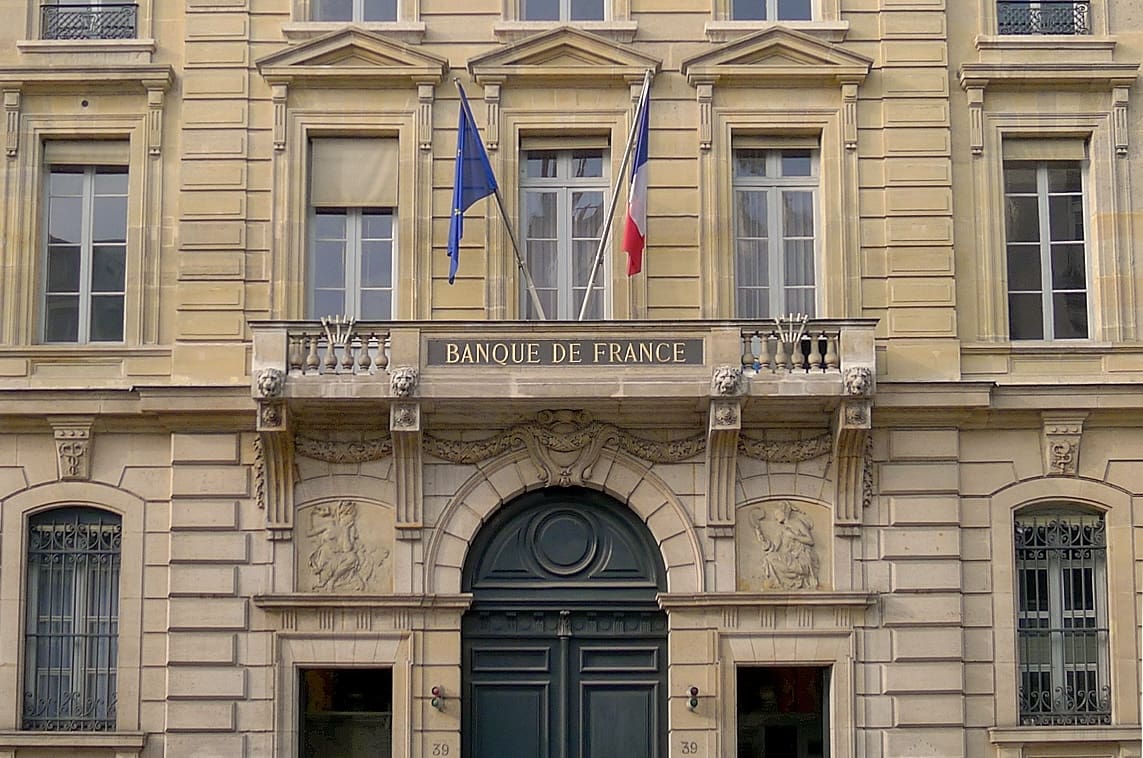 You are currently viewing Banques : les règles du découvert vont se durcir en 2026 sous le contrôle de la Banque de France