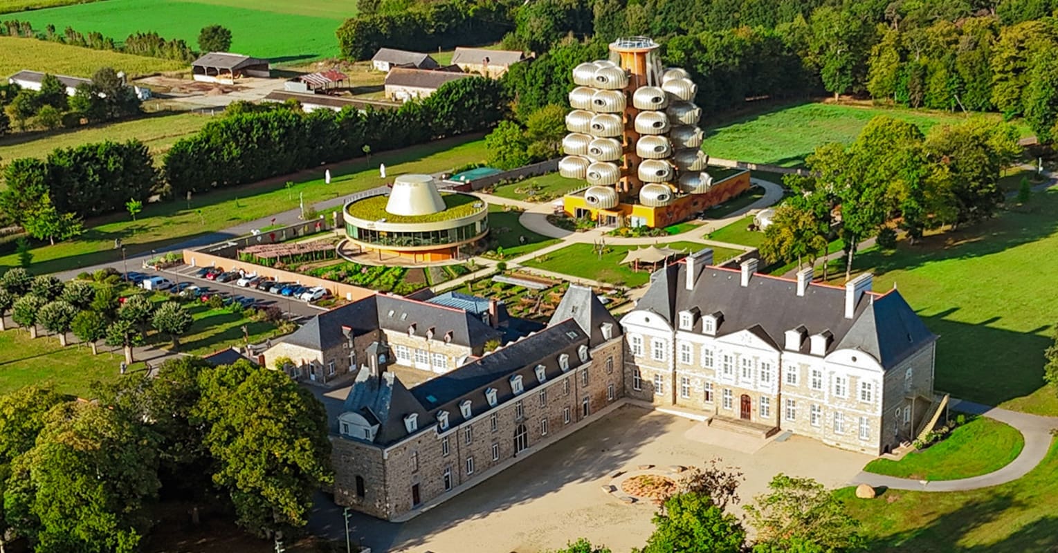 You are currently viewing Bretagne : Les banquets du Canon Français annulés au Château des Pères après polémique