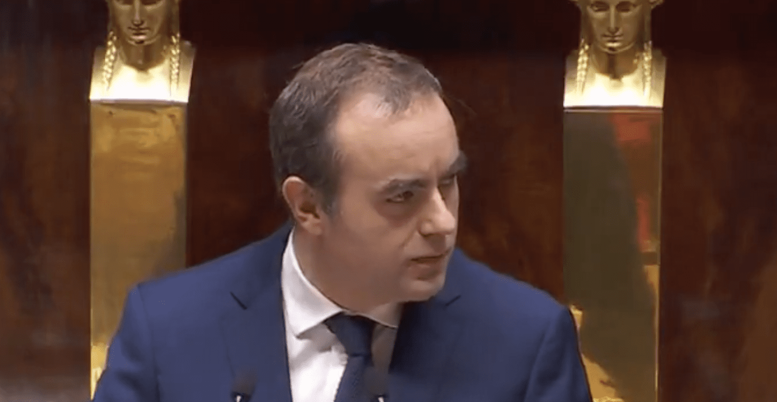 You are currently viewing Motions de censure rejetées : Lecornu sauve son gouvernement qui « n&rsquo;a pas peur du peuple »