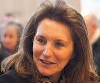 Lire la suite à propos de l’article Cécilia Attias : une publication sur X déclenche un tollé et une plainte pour incitation à la haine