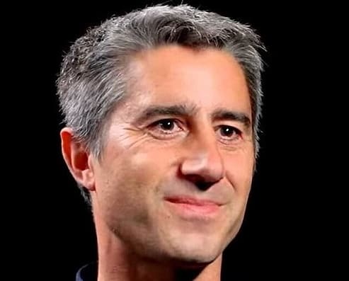 Lire la suite à propos de l’article François Ruffin : « Qu’on les chasse, vite et loin » — sa charge sur les réseaux après la rencontre Macron-Sarkozy