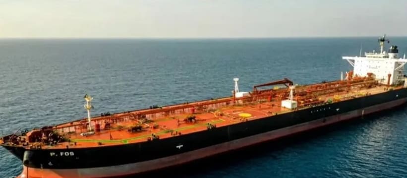 You are currently viewing Guerre en Ukraine : le « Pushpa », ce pétrolier russe suspecté d’espionnage au large de Saint-Nazaire