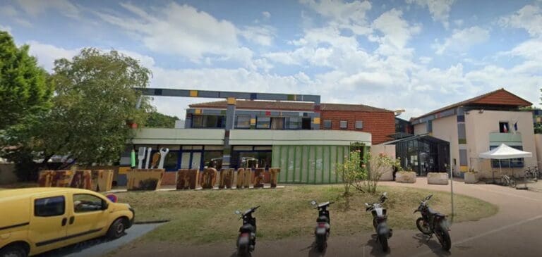 Lire la suite à propos de l’article Libourne : une professeure condamnée pour avoir inventé des lettres racistes et menaçantes contre elle-même