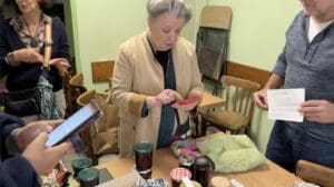 Lire la suite à propos de l’article Lyon : un dimanche d’échanges alternatifs autour de la monnaie libre Ğ1 à la Fraternelle