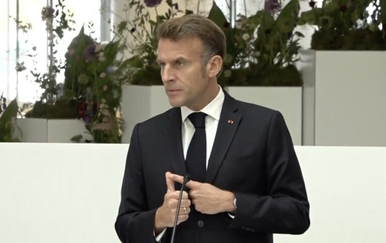 Lire la suite à propos de l’article Macron à Copenhague : « Nous sommes dans une confrontation avec la Russie »
