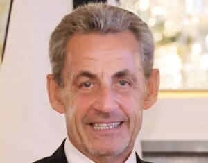 Lire la suite à propos de l’article Nicolas Sarkozy : l’ex-président sera incarcéré le 21 octobre à la prison de la Santé