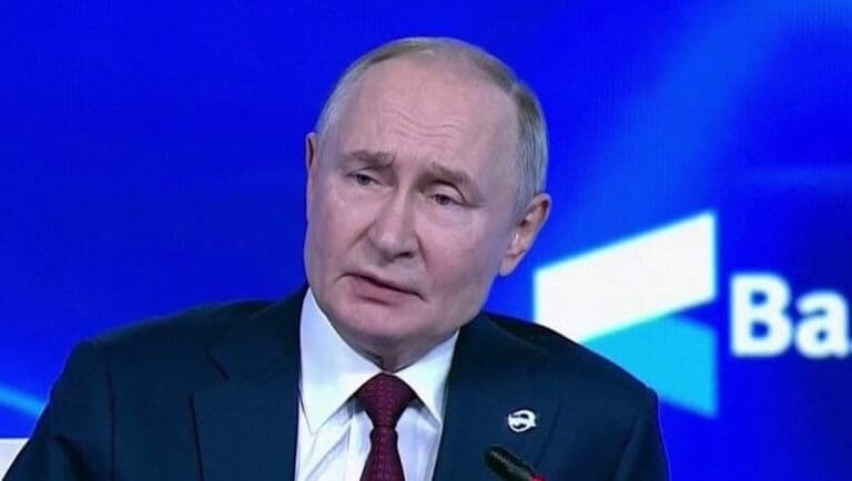 Lire la suite à propos de l’article Poutine menace l’Europe d&rsquo;une « réponse très convaincante » face à sa militarisation et son soutien à Kiev