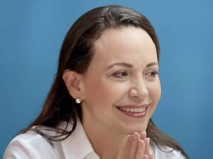 Lire la suite à propos de l’article Prix Nobel de la paix : María Corina Machado, l'opposante vénézuélienne récompensée