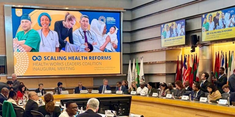 Lire la suite à propos de l’article L’OMS et la Banque mondiale lancent une coalition pour stimuler l’investissement et l’emploi dans les systèmes de santé