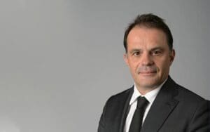 Lire la suite à propos de l’article Soutien discret : le secrétaire général de l’Élysée au pot de départ de Nicolas Sarkozy