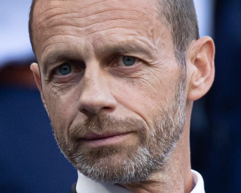 Lire la suite à propos de l’article Super League : l’UEFA dément fermement tout projet de réforme de la Ligue des champions