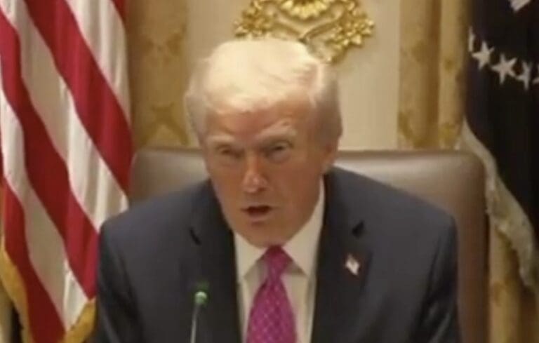 Lire la suite à propos de l’article Trump trouve « intéressante » l’idée d’un tunnel Poutine-Trump entre la Russie et l’Alaska, un projet aussi symbolique que stratégique