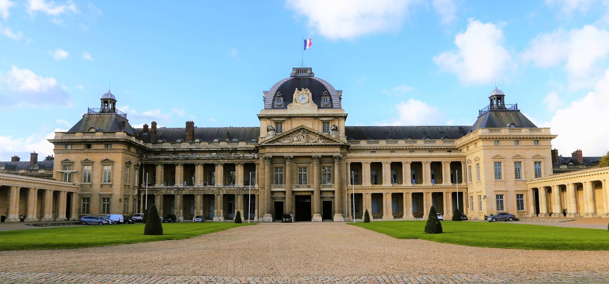 You are currently viewing 48% des jeunes Français seraient prêts à sacrifier leur vie pour leur pays, selon une étude de l’IRSEM