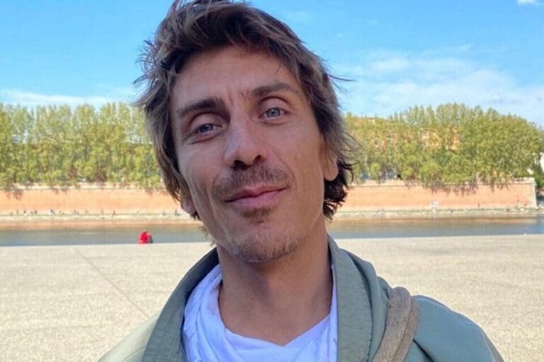 Lire la suite à propos de l’article Toulouse : Camilo Castro libéré après plusieurs mois de détention au Venezuela, est rentré en France