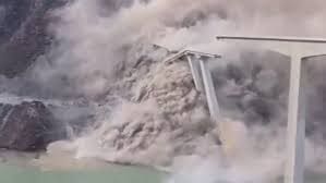 Lire la suite à propos de l’article Chine : l’effondrement du pont Hongqi relance les interrogations sur la sécurité des infrastructures