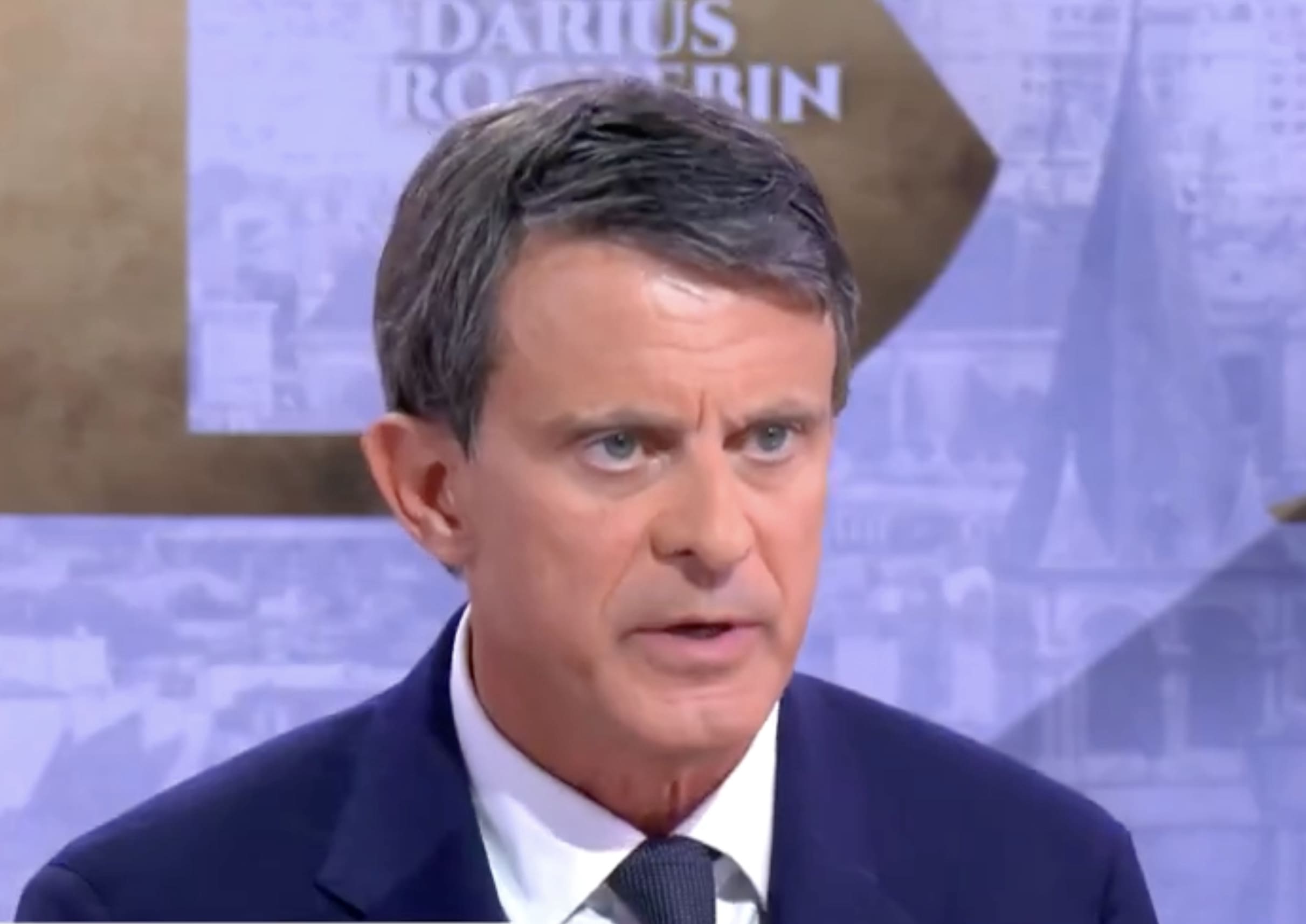 You are currently viewing Contrôles aux frontières : Manuel Valls favorable à l&rsquo;utilisation de la biométrie
