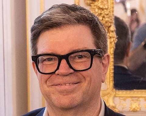 Lire la suite à propos de l’article Intelligence artificielle : Yann LeCun quitte Meta pour bâtir une nouvelle révolution technologique