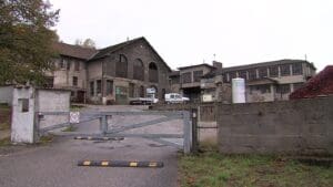 Lire la suite à propos de l’article Isère : les aciéries de Bonpertuis, 600 ans d’histoire industrielle qui s’éteignent