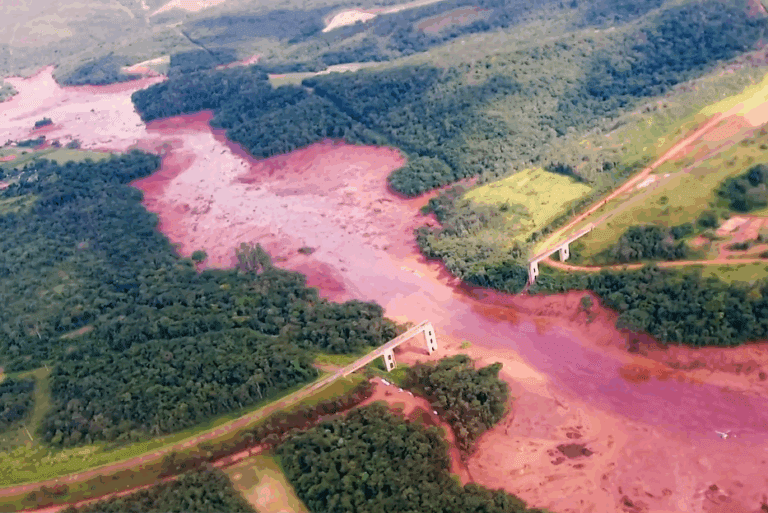 Lire la suite à propos de l’article Justice environnementale : Londres reconnaît la responsabilité de BHP dans la catastrophe de Brumadinho