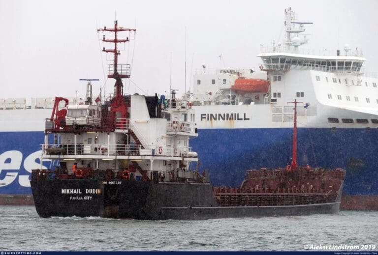 Lire la suite à propos de l’article La France continue à échanger discrètement de l’uranium avec la Russie alerte Greenpeace