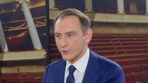 Lire la suite à propos de l’article Laurent Jacobelli (RN) salue le rejet de la « taxe Zucman » et prône une économie libérale souverainiste