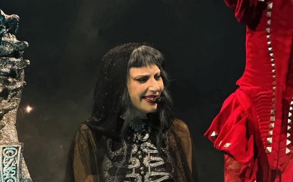 You are currently viewing Lyon : Lady Gaga rend hommage aux victimes du 13-Novembre et lors de son concert