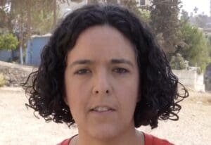 Lire la suite à propos de l’article Manon Aubry interdite d’entrée en Israël : polémique diplomatique après sa visite en Cisjordanie