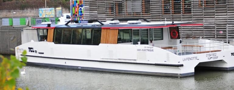 Lire la suite à propos de l’article Navigône : Lyon met à l’eau ses premiers bateaux 100 % électriques pour révolutionner la mobilité fluviale