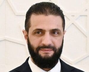 Lire la suite à propos de l’article Syrie : Washington retire Ahmed Al-Charaa de la liste noire des terroristes avant sa visite à la Maison Blanche