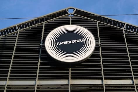 Lire la suite à propos de l’article Transbordeur : la Métropole de Lyon confie dix années de plus à Transmission pour écrire un nouveau chapitre culturel