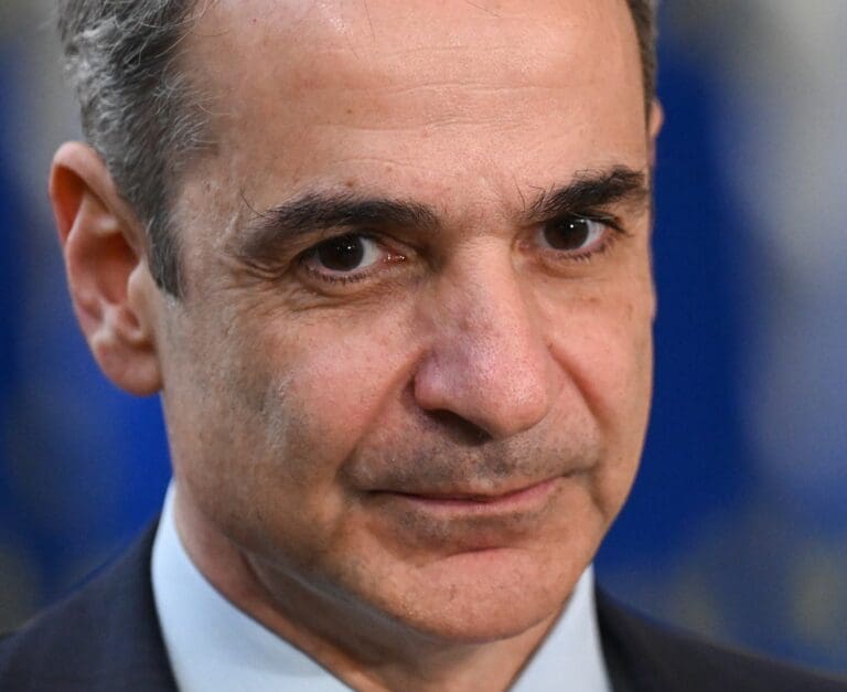 Lire la suite à propos de l’article Vu de Grèce : la France est une “bombe économique” à retardement selon Kyriakos Mitsotakis