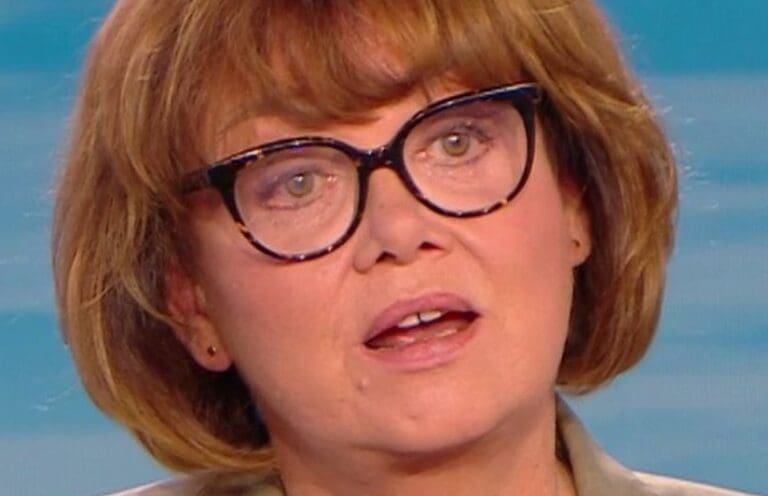 Lire la suite à propos de l’article Arcom : LFI et la Grande mosquée de Paris saisissent le régulateur après des propos de Nathalie Saint-Cricq