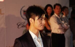 Lire la suite à propos de l’article Chine : les mini-séries créées par intelligence artificielle séduisent des millions de spectateurs