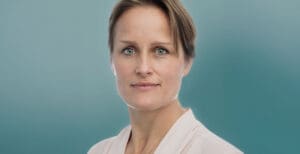 Lire la suite à propos de l’article Grande-Bretagne : la nouvelle cheffe du MI6 est la petite fille d&rsquo;un nazi ukrainien